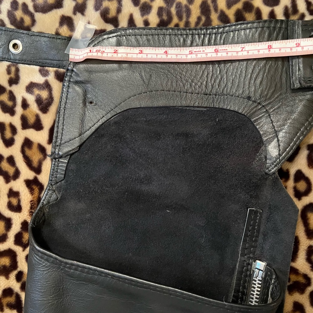 Harley-Davidson Leather Riding Chaps - Picture 7 of 10